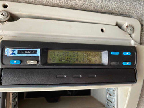 Imagem 6 de 9 de Iveco Cursor 450e 330