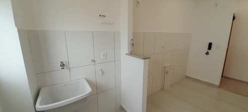 Residencial Plaza De Espanha Ii - Utinga - Av. Utinga - Apartamento Reformado