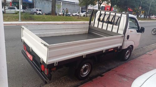 Kia Bongo 2.5 Std 4x2 Rs Turbo S/ Carroceria 2p