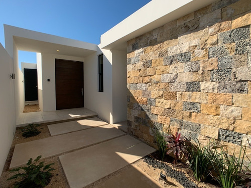 Imagen 2 de 28 de Casa Nueva De Una Sola Planta En Venta, Serena, Dzitya, Méri