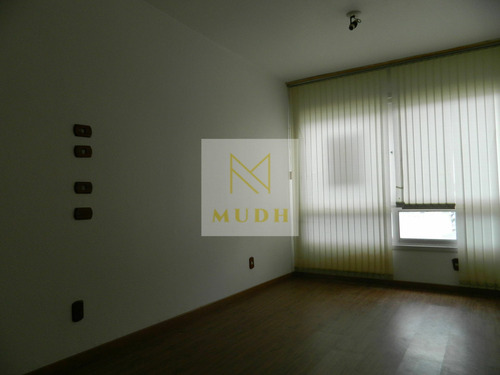 Imagem 14 de 18 de Apartamento Padrão À Venda Em Porto Alegre/rs - 279