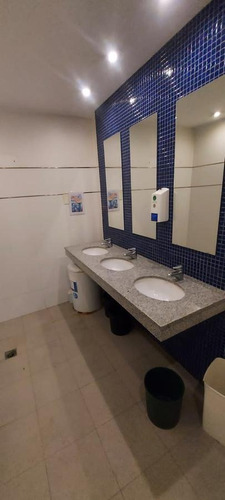 Imagen 21 de 24 de Local/oficina Lima Al 300 620 M2 3 Cocheras