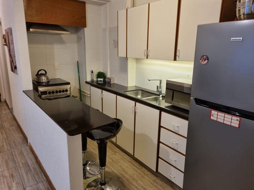 Imagen 4 de 13 de Apartamento -rambla Republica De Chile Y Colombes , 1 Dormitorio !!