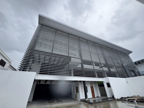 Edificio Oficina Alquiler Luperon, Santo Domingo Oeste