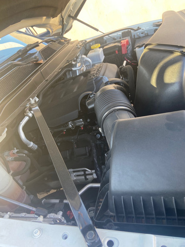 RAM 2500 6.4 V8 Laramie Crew Cab At 4X4