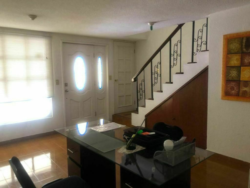 Imagen 9 de 30 de Casa En Venta Frente Al Colegio Argos, Metepec