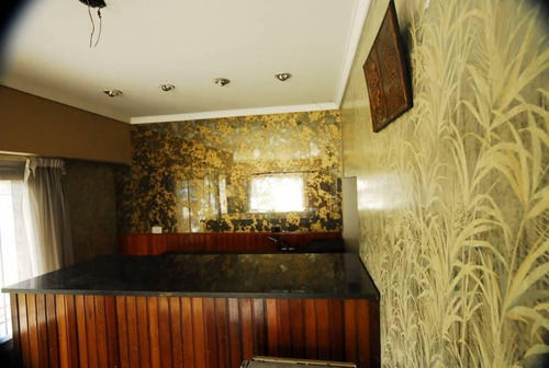Imagen 13 de 14 de Venta Casa Quinta En Dos Plantas Sobre 2.700 M2 - Moreno Norte