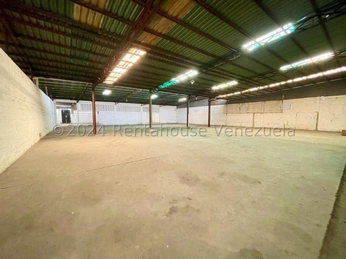 Erika Armeya Vende: Galpón En Zona Industrial I De Barquisimeto Flex: 25-407