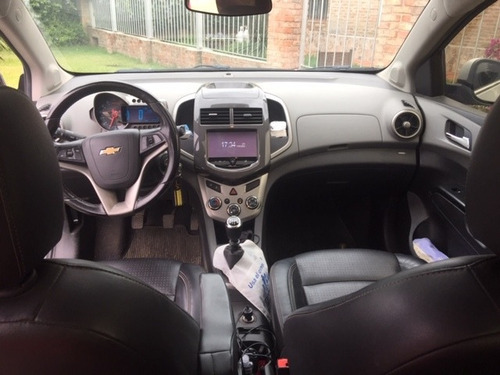 Chevrolet Sonic 1.6 Ltz Sedan 16v Color Gris 2015