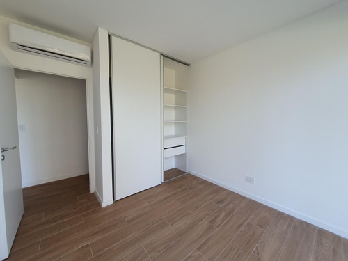 Departamento En Venta En Planta Baja Con Jardin | Nordelta, Tigre