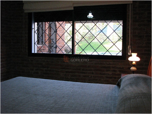 Casa En Alquiler En Punta Del Este, Excelente Zona En La Mansa- Ref: 17673