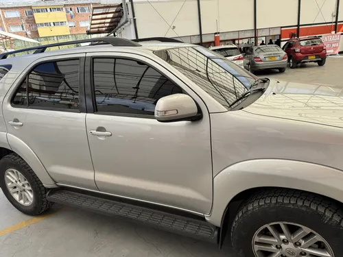 Toyota Fortuner 2.7l 4x2