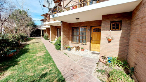 Imagen 1 de 20 de Duplex 2 Dormitorios, 2 Baños, Cochera, Pileta. Costanera, B° Villa Dominguez. Villa Carlos Paz