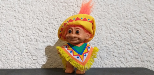 Troll Russ Vintage Con Ropa (Usado)