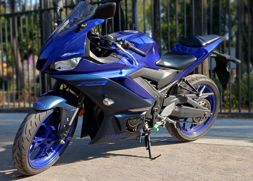 Moto Deportiva Yamaha R3 2024