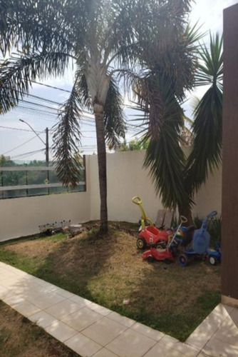 Imagem 3 de 6 de Casa Com Varanda Em Condomínio Fechado Na Vicente Pires - Cs00112 - 70510507