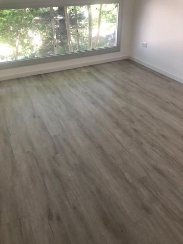 Imagen 3 de 7 de Piso Vinílico Spc Línea Harmony