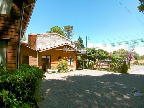 Complejo De Cabañas A Puertas Cerradas Centro Pucon Villarri