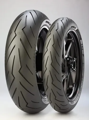Llantas Pirelli Diablo Rosso 3 110/70-17 Y 140/70-17 Radiale