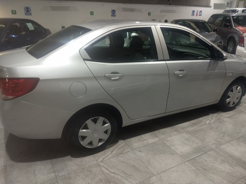 Imagen 5 de 11 de Aveo Ls Aut.