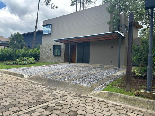 Le Cinq Rancho Avándaro