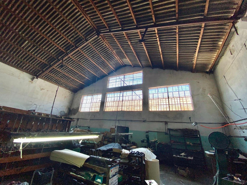 Oportunidad 700m2 Sin Columnas!!! Uds 240.000