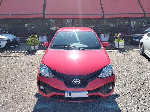 Toyota Etios 1.5 Xls 6Mt