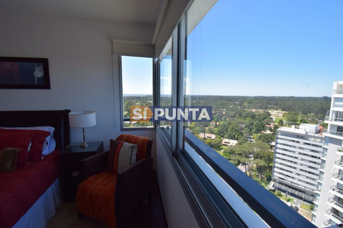Imagen 30 de 30 de Pent House , 3 Dormitorios A Nuevo ! Con Servicios!