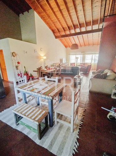Venta De Casa 5 Ambientes En Rincón De Milberg, Tigre