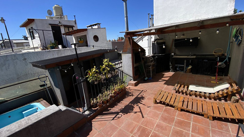 Venta Casa 5 Ambientes Terraza Piscina Floresta