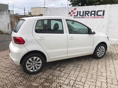Volkswagen Fox 2017 1.0 12v Trendline Total Flex 5p