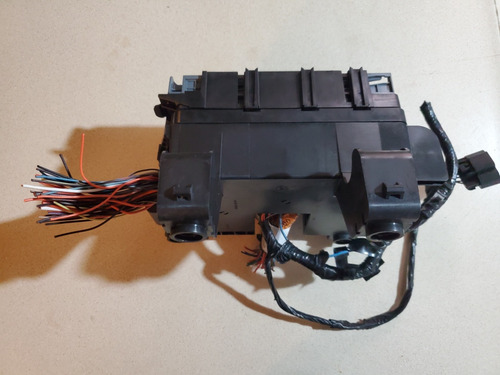 Caja De Fusibles Bajo Asiento Envoy 2003 15077186-1 (Usado)