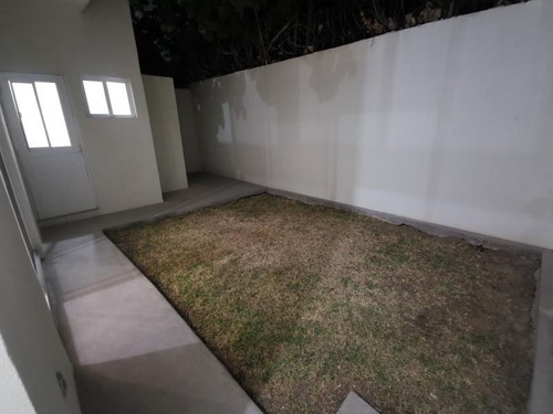 Imagen 8 de 12 de Casa Sola En Venta Las Lomas