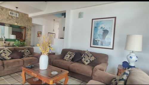 Imagen 3 de 14 de Hermosa Casa De 5 Ambientes 6 Baños, Playa El Ángel