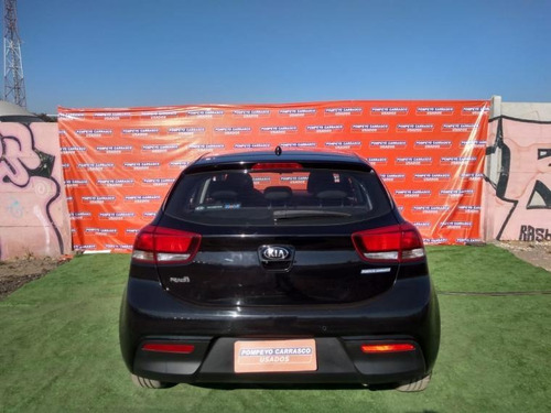 Kia Rio 5 Ex 1.4l 6mt 2018