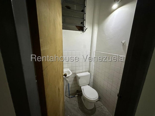 Local Comercial En Alquiler En Barquisimeto Av Venezuela Posee 155m2 Cuenta 2 Oficinas Excelente Visibilidad Cod 25 19350 Comunicate Soy Gabi Irastorza