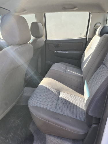 Toyota Hilux 3.0 Cd Sr 171cv 4x2 - B3 2015