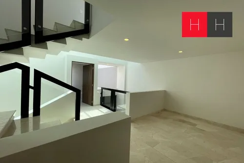 Casa En Venta En Lomas De Angelopolis Iii
