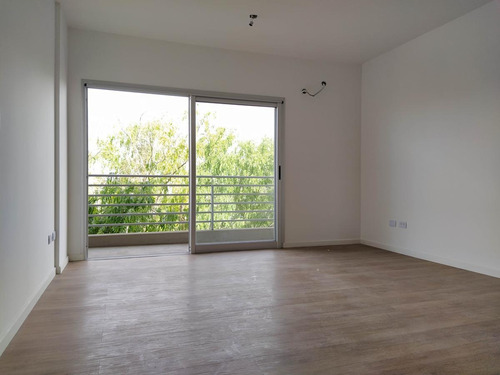 Imagen 8 de 22 de Departamento En Escobar Con Cochera Oportunidad Retasado