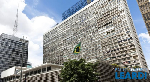 Flat - Jardim América - Sp - 15805