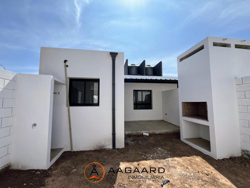 Colinas De Manantiales - Manantiales Ii -duplex De 2 Dormitorios - Patio Con Asador - Oportunidad!