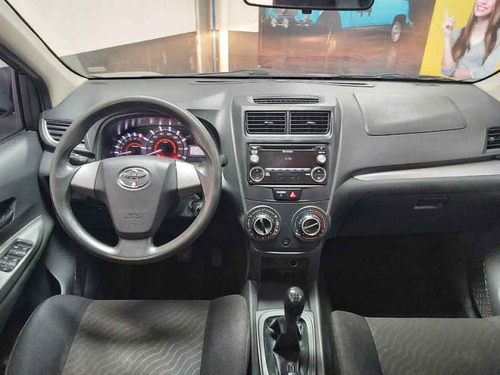 Imagen 12 de 15 de Toyota Avanza 2017 5p Premium L4/1.5 Man