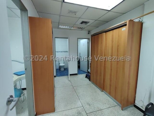 Rentahouse Alquila Clinica Odontologica Equipada En Plena Av.bolivar De Valencia Carabobo Lf25-3310