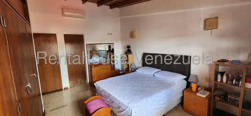 Casa En Venta En Alto Prado