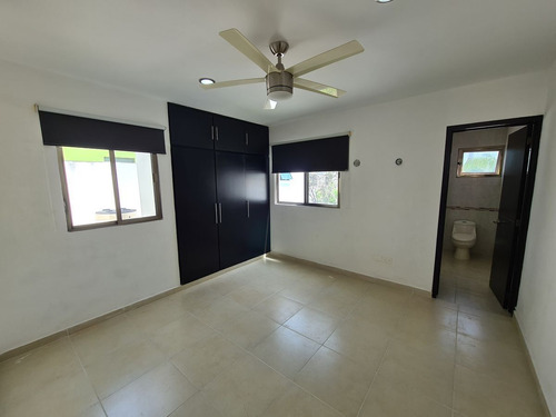 Imagen 12 de 24 de Casa En Renta De 3 Recámaras Y Piscina En Palmerales De Alta
