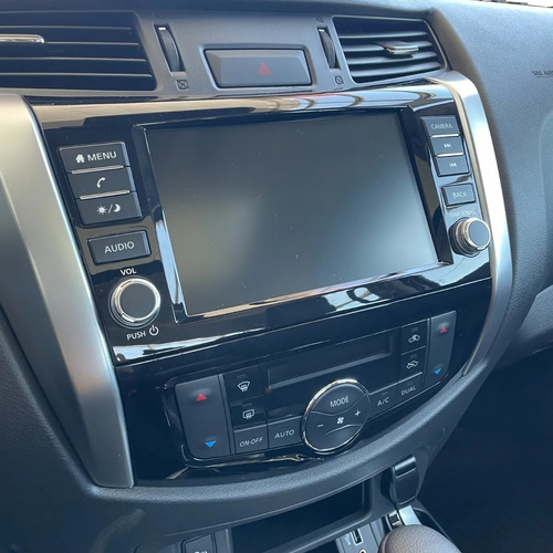 Imagen 21 de 25 de Nissan Frontier Platinum 4x2 At 2023