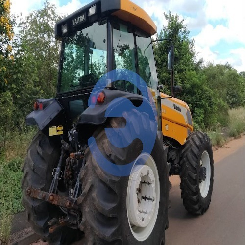 Imagem 2 de 8 de Trator Valtra Bm 110 Ano 2013/2013