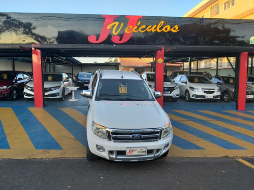 Imagem 3 de 11 de Ford Ranger 2013 3.2 Limited Cab. Dupla 4x4 Aut. 4p