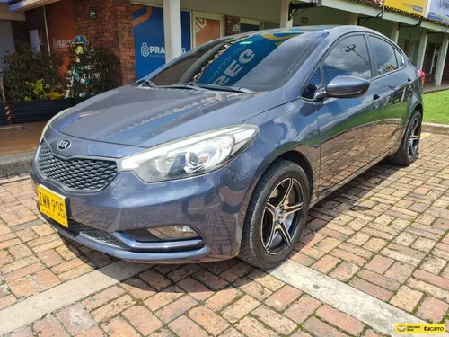 Kia Cerato Pro 1.6cc Mt Aa 4x2