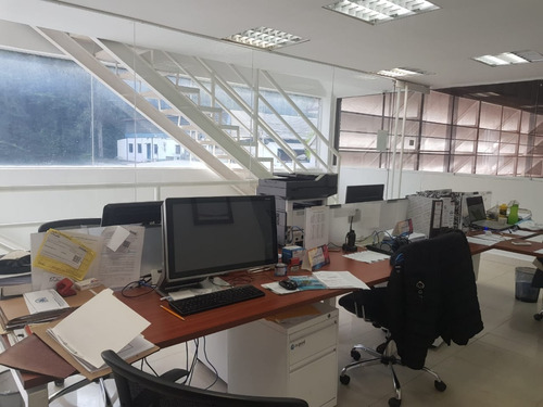 Imagen 14 de 30 de Galpón Y Planta Industrial En Venta El Llanito. Ym